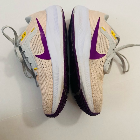 Nike Womens Air Zoom Pegasus 40 Running Shoes size 6.5 - Picture 5 of 9